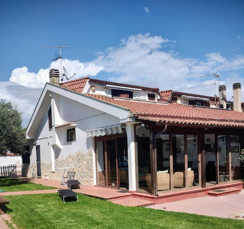 Villa Mery L'Americano Eksteriør bilde